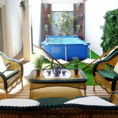 Apartamento With Pool By The Beach *